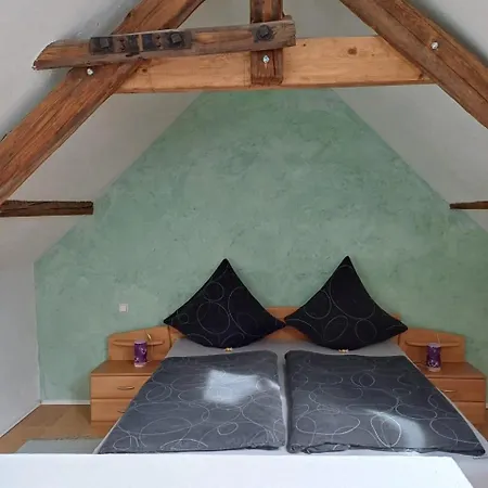 Wunderschoenes Winzerhaus Schenk Neef
